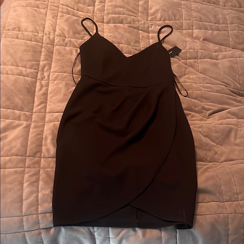Elegant Black Sleeveless Dress